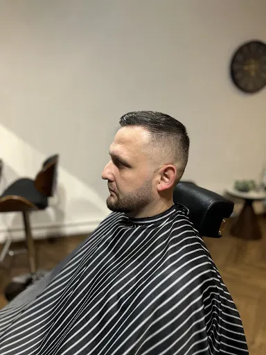 DOBERMAN BARBER SHOP-Stalowa Wola